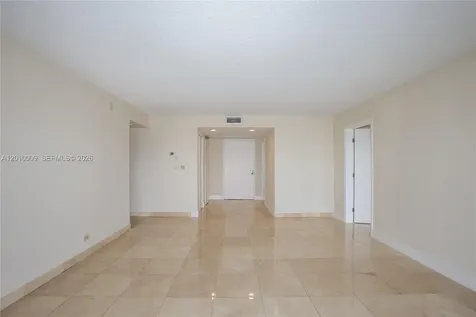 1800 NE 114th Street Miami FL 33181