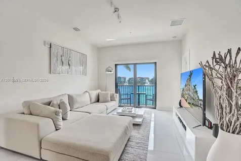 4725 NW 85th Avenue Doral FL 33166