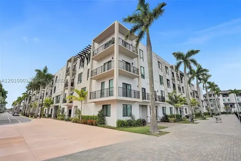 4725 NW 85th Avenue Doral FL 33166
