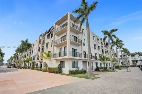 4725 NW 85th Avenue Doral FL 33166