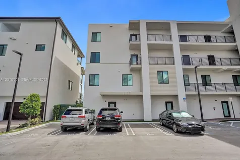 4725 NW 85th Avenue Doral FL 33166
