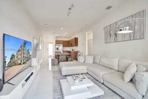 4725 NW 85th Avenue Doral FL 33166