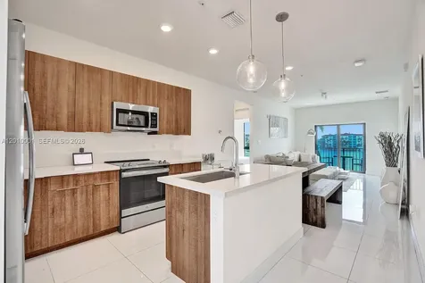 4725 NW 85th Avenue Doral FL 33166