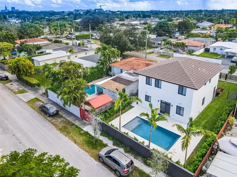 6535 SW 26th Street Miami FL 33155