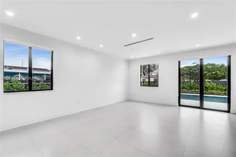 6535 SW 26th Street Miami FL 33155