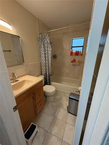 8905 NW 38th Drive Coral Springs FL 33065