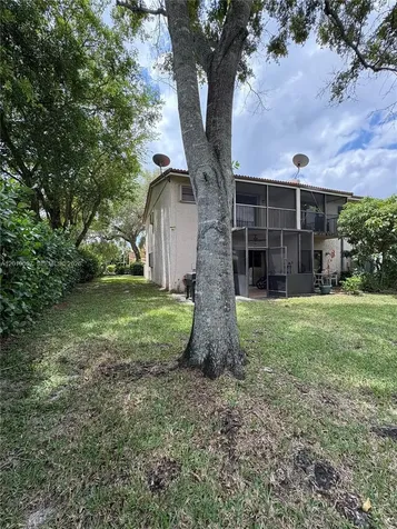 8905 NW 38th Drive Coral Springs FL 33065