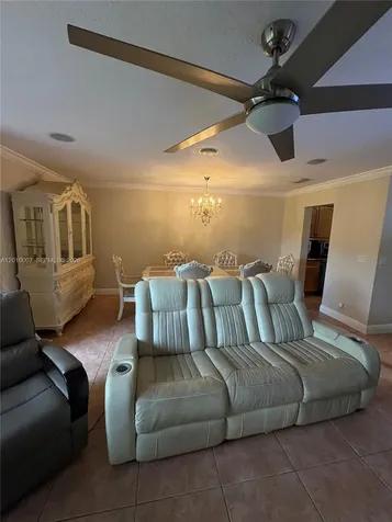 8905 NW 38th Drive Coral Springs FL 33065