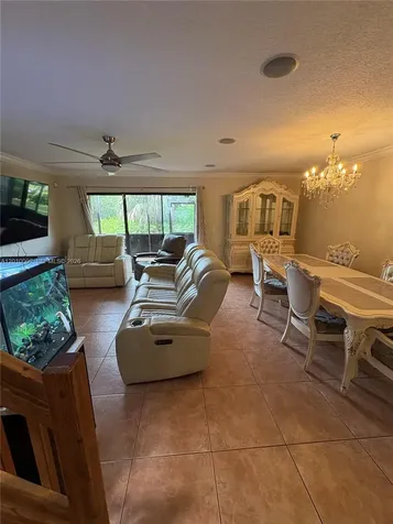 8905 NW 38th Drive Coral Springs FL 33065