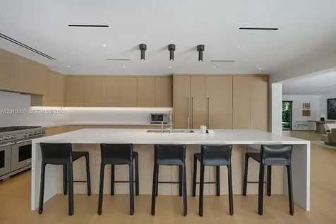 4100 Pinta Court Coral Gables FL 33146