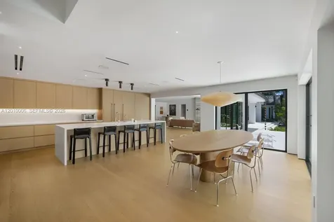 4100 Pinta Court Coral Gables FL 33146