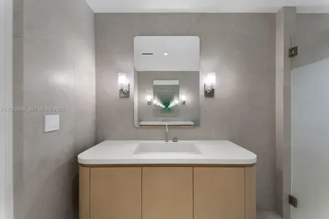 4100 Pinta Court Coral Gables FL 33146