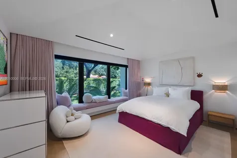 4100 Pinta Court Coral Gables FL 33146