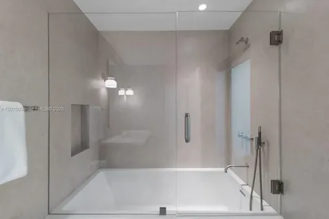 4100 Pinta Court Coral Gables FL 33146