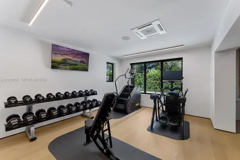 4100 Pinta Court Coral Gables FL 33146