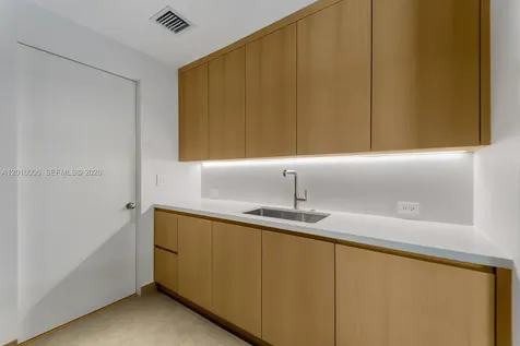 4100 Pinta Court Coral Gables FL 33146