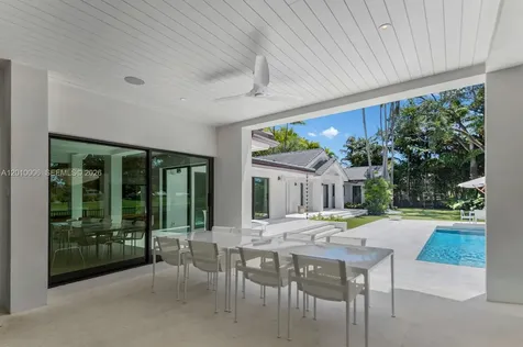 4100 Pinta Court Coral Gables FL 33146