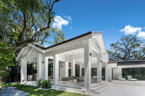 4100 Pinta Court Coral Gables FL 33146