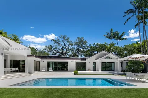 4100 Pinta Court Coral Gables FL 33146