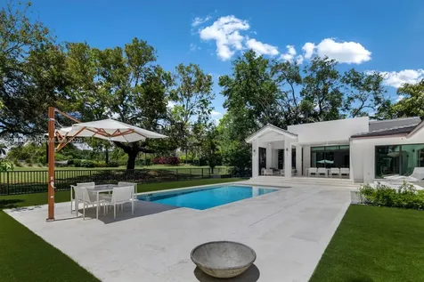 4100 Pinta Court Coral Gables FL 33146