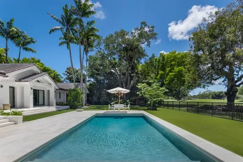 4100 Pinta Court Coral Gables FL 33146