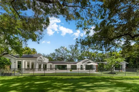 4100 Pinta Court Coral Gables FL 33146