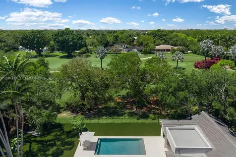 4100 Pinta Court Coral Gables FL 33146
