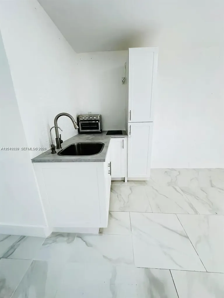 2320 SW 44th Street Fort Lauderdale FL 33312