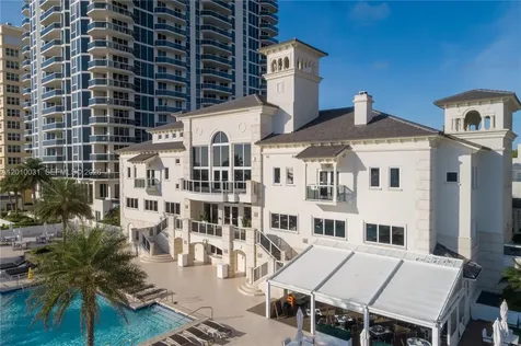 4779 Collins Avenue Miami Beach FL 33140