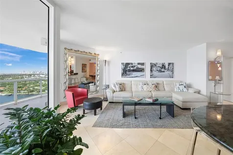 4779 Collins Avenue Miami Beach FL 33140