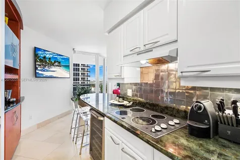 4779 Collins Avenue Miami Beach FL 33140