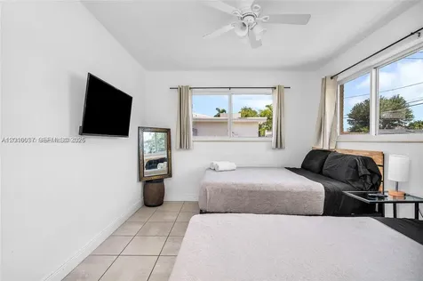 2501 NE 209th Terrace Miami FL 33180