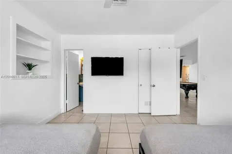2501 NE 209th Terrace Miami FL 33180