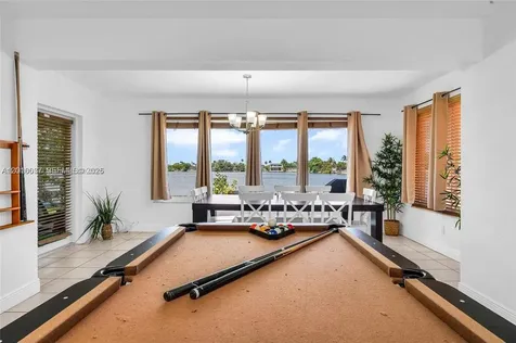 2501 NE 209th Terrace Miami FL 33180