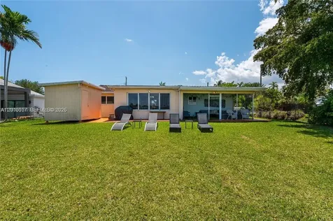 2501 NE 209th Terrace Miami FL 33180