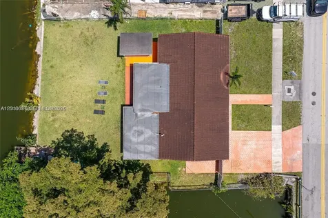 2501 NE 209th Terrace Miami FL 33180