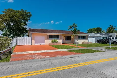 2501 NE 209th Terrace Miami FL 33180