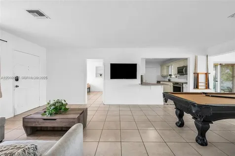 2501 NE 209th Terrace Miami FL 33180