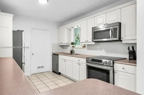 2501 NE 209th Terrace Miami FL 33180