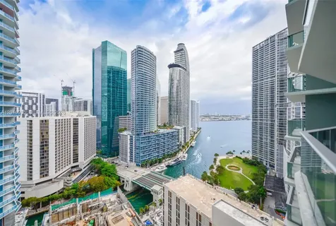 77 SE 5 Street Miami FL 33131