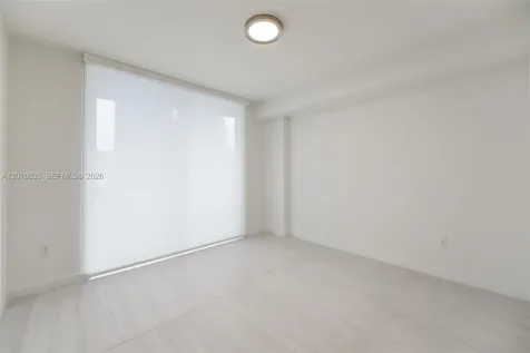 77 SE 5 Street Miami FL 33131