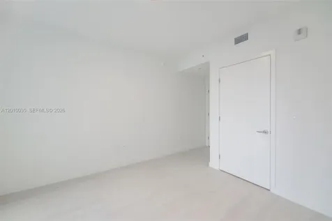 77 SE 5 Street Miami FL 33131