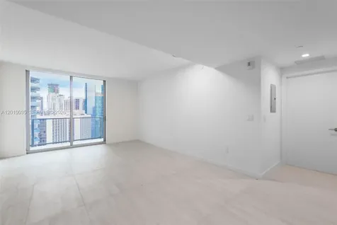 77 SE 5 Street Miami FL 33131