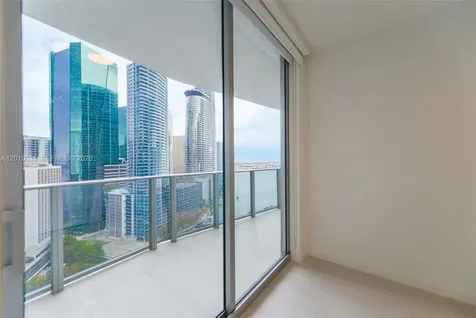 77 SE 5 Street Miami FL 33131