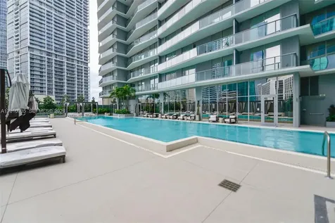 77 SE 5 Street Miami FL 33131