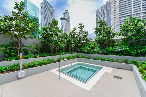 77 SE 5 Street Miami FL 33131