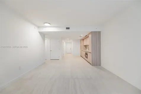 77 SE 5 Street Miami FL 33131