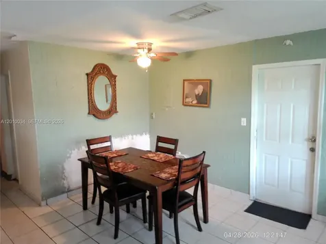 11412 SW 41st Street Miami FL 33165
