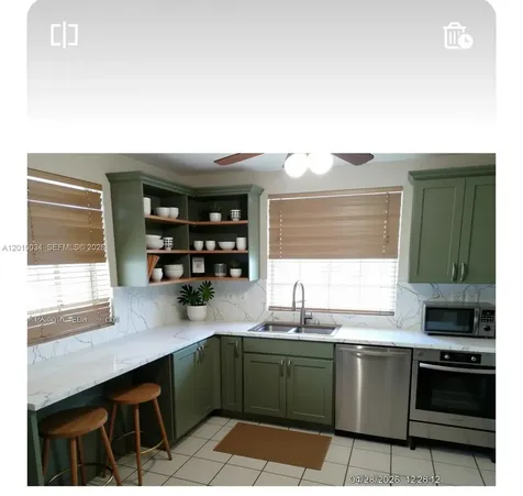 11412 SW 41st Street Miami FL 33165