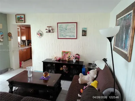 11412 SW 41st Street Miami FL 33165
